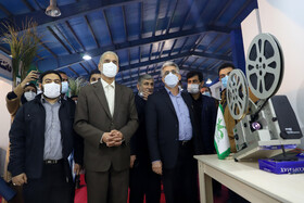 بازدید استاندار خوزستان از نمایشگاه دستاوردهای پژوهشی و فناوری
