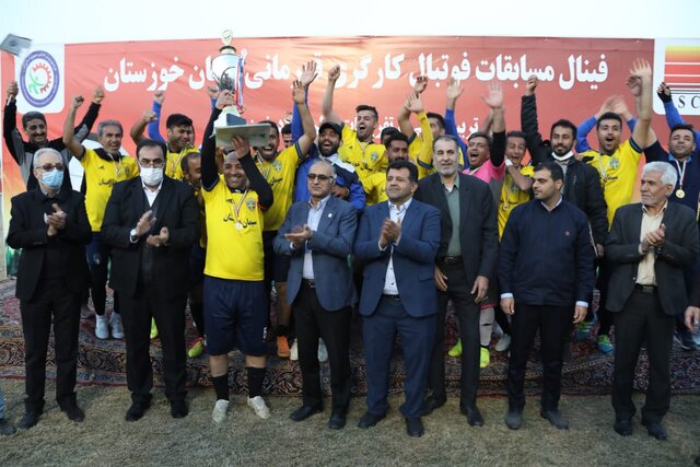 قهرمانی تیم سیمان خوزستان در مسابقات فوتبال کارگری استان