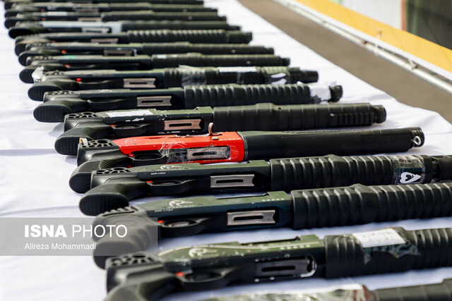 عکس از آرشیو  توقیف ۱۰۳ قبضه سلاح غیرمجاز در خوزستان