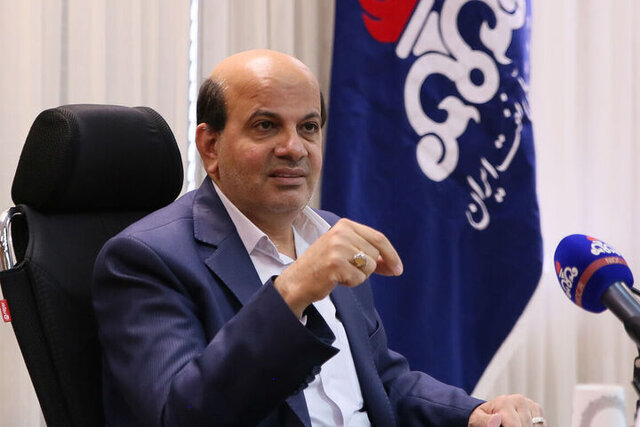 صنعت نفت پیشتاز جهاد اقتصادی است