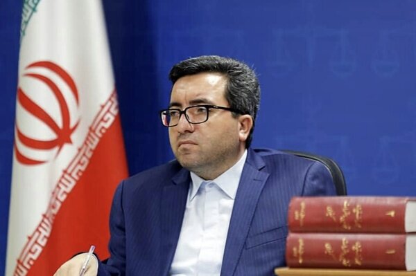 از کارکنان ثبت که جرم مرتکب میشوند، حمایت نمیشود رئیس سازمان ثبت اسناد و املاک کشور