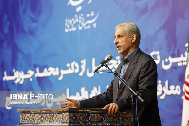 در سیاست‌گذاری‌های مباحث فرهنگی تجدیدنظر کنیم