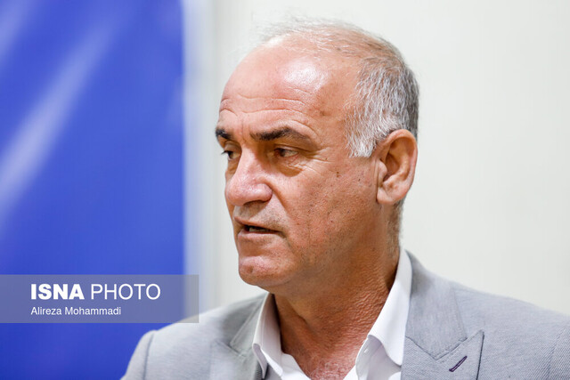 حمله بیسابقه و شدید بختیاریزاده به مدیرعامل فولاد حمله بیسابقه و شدید بختیاریزاده به مدیرعامل فولاد