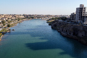 مسافران نوروزی در کنار رودخانه دز-دزفول