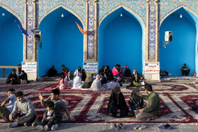 مسافران نوروزی در  حرم حضرت دانیال نبی(ع)