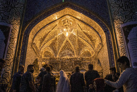 مسافران نوروزی در  حرم حضرت دانیال نبی(ع)