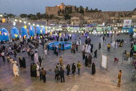 مسافران نوروزی در  حرم حضرت دانیال نبی(ع)