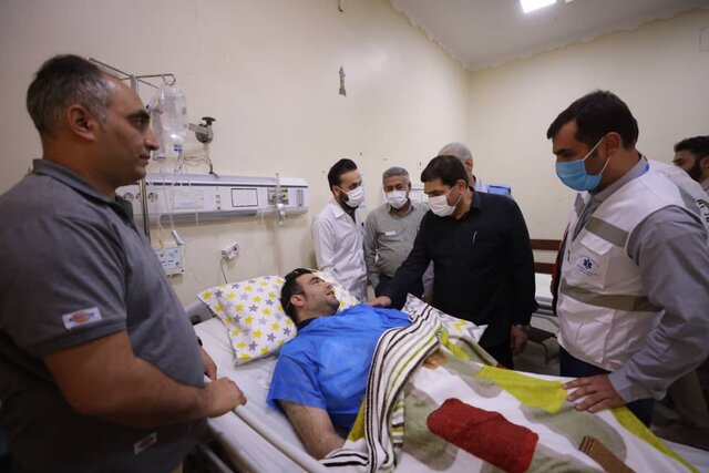 معاون اول رئیس جمهور از مصدومان حادثه متروپل عیادت کرد معاون اول رئیس جمهور از مصدومان حادثه متروپل عیادت کرد