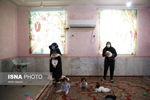 واگذاری ۱۶ کودک بدسرپرست و بیسرپرست زنجانی به خانوادههای واجد شرایط واگذاری ۱۶ کودک بدسرپرست و بیسرپرست زنجانی به خانوادههای واجد شرایط