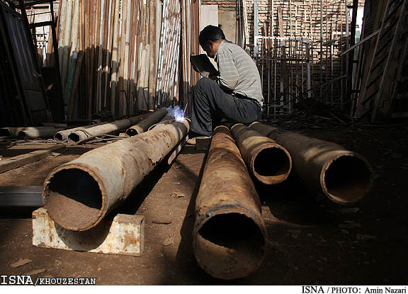 تلاش صنایع برای بقا؛ جنگیدن تا آخرین پیچ ...