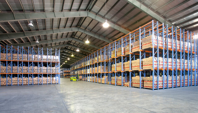 عکس تزئینی است. اعلام ضربالاجل برای تعیین تکلیف ۵ هزار تن کالای متروکه بندر خرمشهر