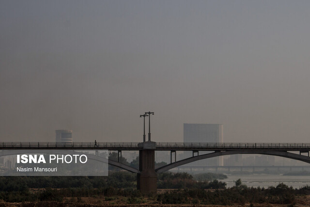نفس کشیدن در "آلوده‌ترین کلانشهر ایران"، سخت است...