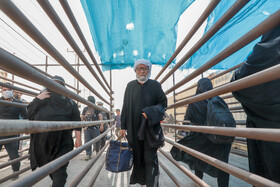 عبور زائران اربعین حسینی از مرز شلمچه