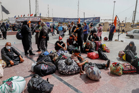 عبور زائران اربعین حسینی از مرز شلمچه