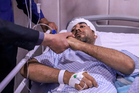 عیادت معاون اقتصادی رییس جمهور از مصدومان حادثه تروریستی ایذه