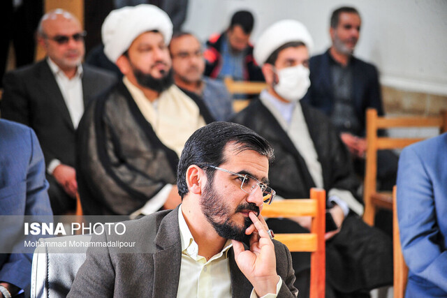 مطالعات و پژوهشهای مؤلفان کتب از نگاه خوانندگان مغفول میماند