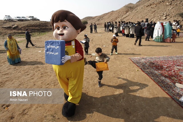 جشنواره طعم کتاب با عشایر - هفتکل