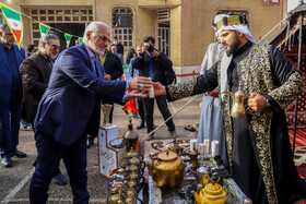 آیین نواختن زنگ چهل و چهارمین سالروز پیروزی انقلاب اسلامی در اهواز