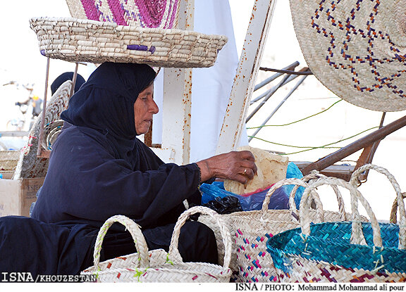 آموزش صنایع دستی در روستاهای آبادان