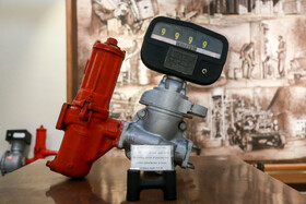 جایگاه سوخت آبادان به استناد برخى سوابق به عنوان نخستین جایگاه سوخت در ایران در سال 1306 شمسی (1927 میلادی) در مرکز شهر آبادان  احداث شد.