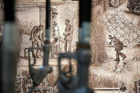 موزه بنزین خانه آبادان که با نام موزه نفت آبادان نیز شناخته میشود، مجموعهای از آثار و اشیای مرتبط با نفت و صنعت نفت را در خود نگاه میدارد. همچنین در آن میتوان روزنامهها، مکتوبات، تصاویر و اسناد قدیمی و اسکناسهای منقش به تصاویر پالایشگاهها و تاسیسات نفتی را مشاهده کرد.