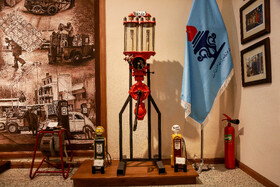 موزه بنزین خانه آبادان که با نام موزه نفت آبادان نیز شناخته میشود، مجموعهای از آثار و اشیای مرتبط با نفت و صنعت نفت را در خود نگاه میدارد. همچنین در آن میتوان روزنامهها، مکتوبات، تصاویر و اسناد قدیمی و اسکناسهای منقش به تصاویر پالایشگاهها و تاسیسات نفتی را مشاهده کرد.