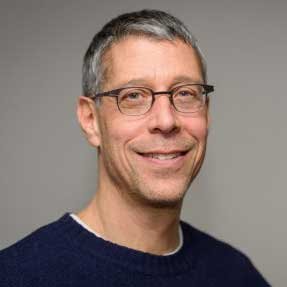 چرا اسپینوزا میگوید «مرگ را جدی نگیر»؟