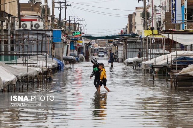 عکس: آرشیو امدادرسانی به ۱۲۳۲ نفر در سیلابهای ۳ روز گذشته/ اسکان اضطراری ۴۵۰ نفر در اردوگاههای هلال