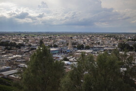 در سرزمین کهن ایران آرامگاه یکی از پیامبران بزرگ الهی جای گرفته است؛ آرامگاه حضرت دانیال نبی (ع) در شهر شوش استان خوزستان بر روی ساحل شرقی رودخانه «شاوور»، در مجاورت تپه ارگ قرار دارد.