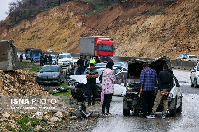 ۶ کشته و مصدوم درپی واژگونی یک خودرو در استان زنجان