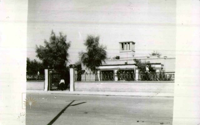 تصویری از ساختمان شهرداری (بلدیه) شوشتر مربوط به سال ۱۳۴۰ (منبع مرکز اسناد کتابخانه ملی) ساختمان قدیم شهرداری شوشتر کی موزه میشود؟