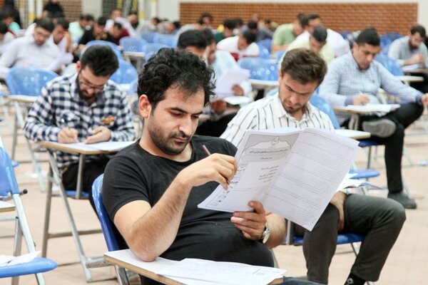 دهمین آزمون مشترک فراگیر دستگاههای اجرایی در خوزستان برگزار شد