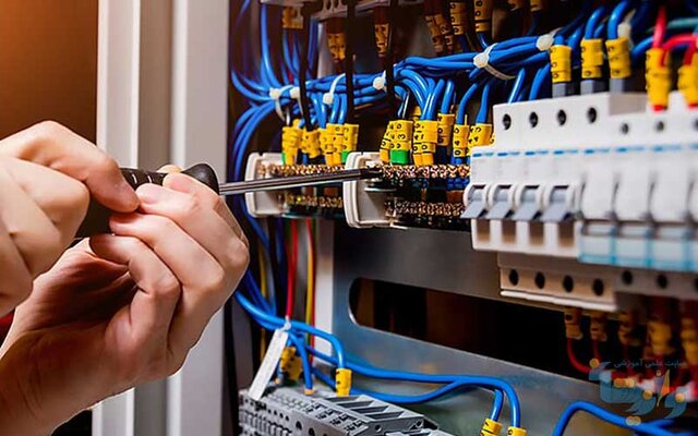 عکس تزئینی است. کسب مدال برنز مسابقات ملی مهارت توسط جوان خوزستانی