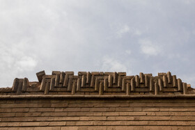 هتل قو اهواز بهرغم قدمت و موقعیت مکانی خاصی که دارد متاسفانه به دلیل نبود رسیدگی و مرمت اصولی در حال نابودی و تخریب است