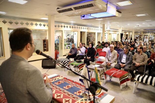 گشایش نمایشگاه صنایع دستی و سوغات در اهواز