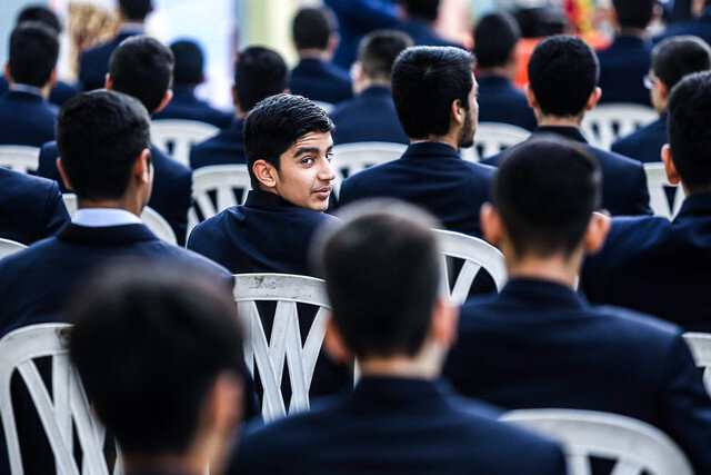 عکس تزئینی است. اجرای طرح "مدارس همدل" برای حمایت از دانشآموزان نیازمند خوزستانی