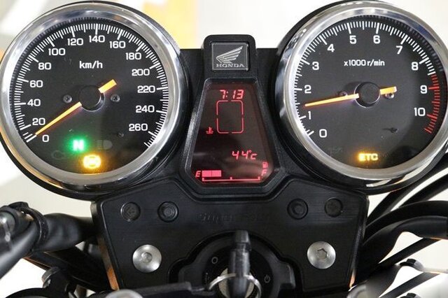 عکس تزئینی است توقیف موتورسیکلت میلیاردی قاچاق در هندیجان