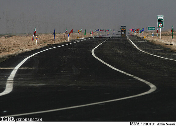 ۲۶ پروژه بهسازی در محورهای خوزستان در حال اجرا است