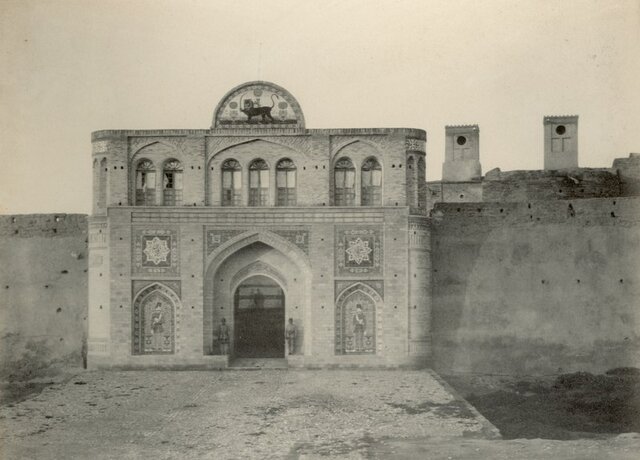 دروازه قلعه سلاسل شوشتر در دوره قاجار درخواست مرمت «قلعه سلاسل» شوشتر براساس عکسهای قدیمی