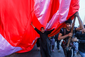 حرکت کاروان "مشایه الحسین" از بندر امام خمینی (ره) به سمت کربلا