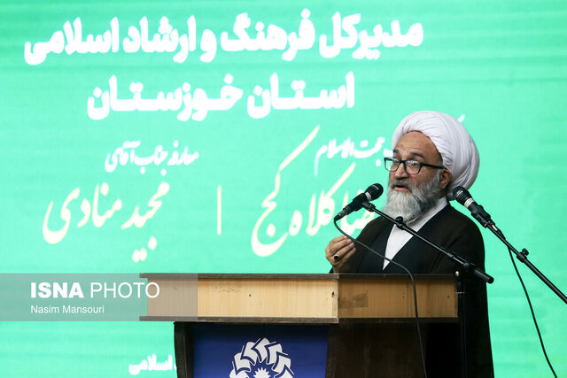 باید تلاش کنیم اقتصاد فرهنگ و هنر تقویت شود