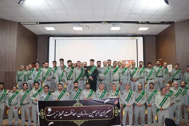 حضور کاروان سفیران محیط زیست در مراسم اربعین با نام شهدای محیطبان