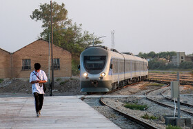 انتقال زائران اربعین حسینی از خرمشهر به شلمچه با قطار