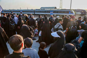انتقال زائران اربعین حسینی از خرمشهر به شلمچه با قطار