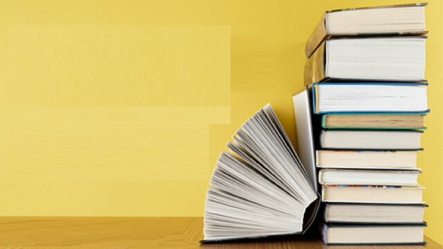 کتابهای زرد و پرفروش را میتوان جزو ادبیات رسمی کشور قرار داد کتابهای زرد و پرفروش را میتوان جزو ادبیات رسمی کشور قرار داد