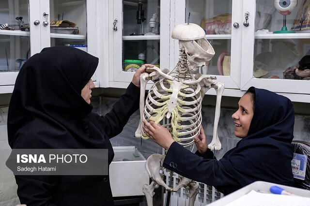 ورود نیروهای تازه‌استخدام آزمون دبیری به مدارس خوزستان در مهرماه