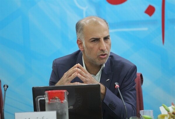بودجه ۱۴۰۴ نسبت به بودجه سال قبل شفافتر است/ باید از بودجه صادرات نفت فاصله بگیریم بودجه ۱۴۰۴ نسبت به بودجه سال قبل شفافتر است/ باید از بودجه صادرات نفت فاصله بگیریم