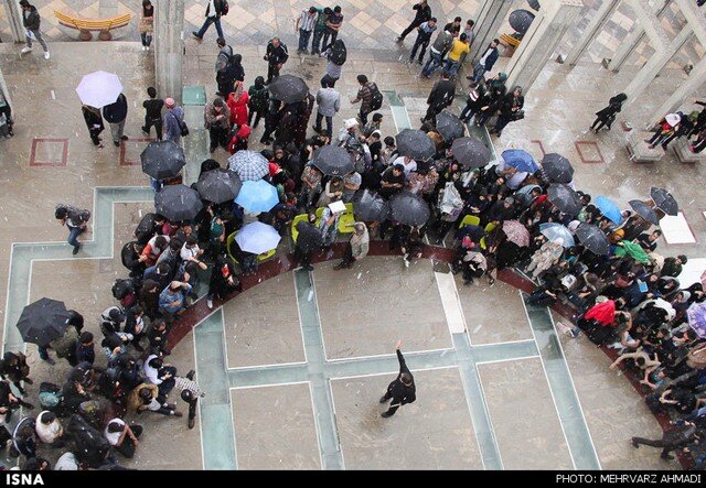 تصویر تزیینی است حضور نمایشی از خوزستان در جشنواره تئاتر خیابانی لاهیجان