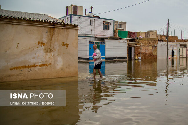آبگرفتگی بندرامام در سال ۹۹ رییس بنیاد مسکن از شهرک احداثی رضوان در بندرامام بازدید کرد