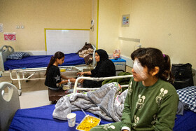 طرح "مهر برای مهر" ویژه دانش‌آموزان بیمار و بستری در بیمارستان تخصصی کودکان ابوذر اهواز از مهرماه در این بیمارستان آغاز شده است.